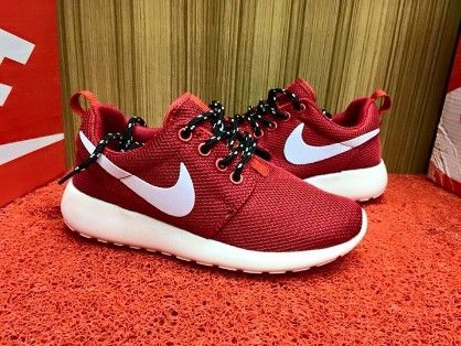 nike red rubber shoes