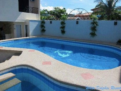 renting a private pool