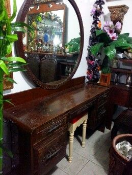 Antique Narra Dresser With Round Mirror Furniture Fixture